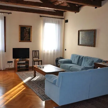 Sestiere Di San Polo Sleeps 4 Wifi Feriehus *