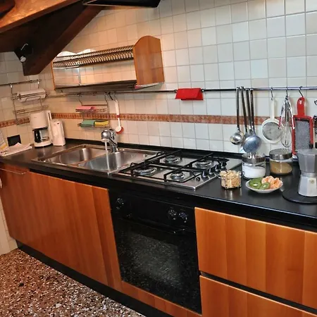 Sestiere Di San Polo Sleeps 4 Wifi * Venedig