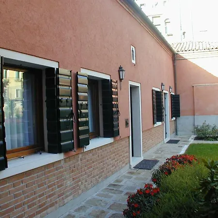 Feriehus Sestiere Di San Polo Sleeps 4 Wifi